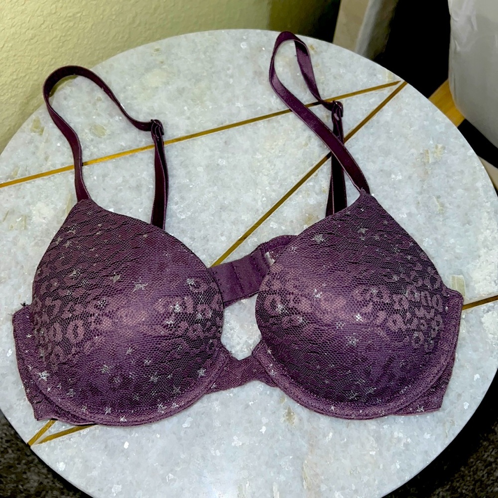 Pink VS bra